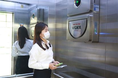 Ra mắt sản phẩm công nghệ mới – Máy khử khuẩn thang máy AIRTECH - Theo báo Việt Nam hội nhập