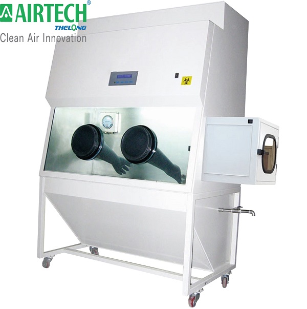 Tủ an toàn sinh học được thiết kế từ vật liệu có độ bền cao, chắc chắn.